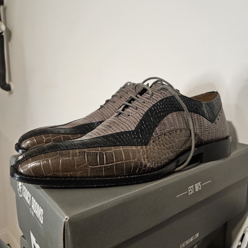 Stylish Brown and Black Men's Dress Shoes